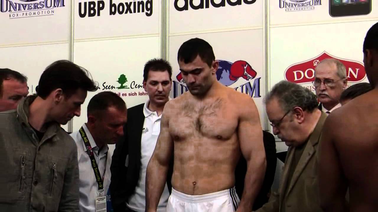 Weigh in Chakhkiev vs Codrington Взвешивание Чахкиев-Кодрингтон 20.04.12
