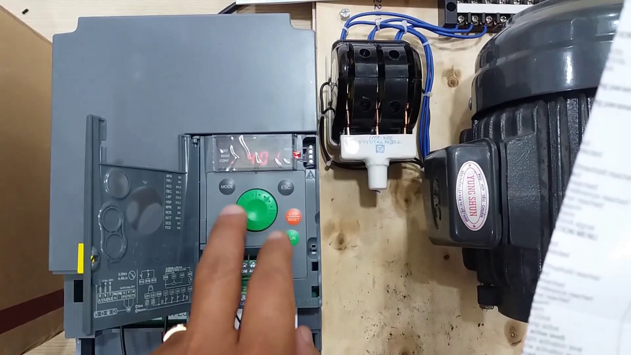 BIẾN TẦN SCHNEIDER ATV310 HƯỚNG DẪN CÀI ĐẶT CÔNG TẮC NGOÀI VÀ BIẾN TRỞ TRÊN BIẾN TẦN - CTY HƯNG PHÚ