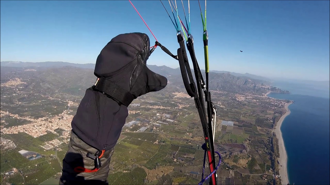 Hike and Fly Pizzi Deneri (Etna) - Giardini Naxos