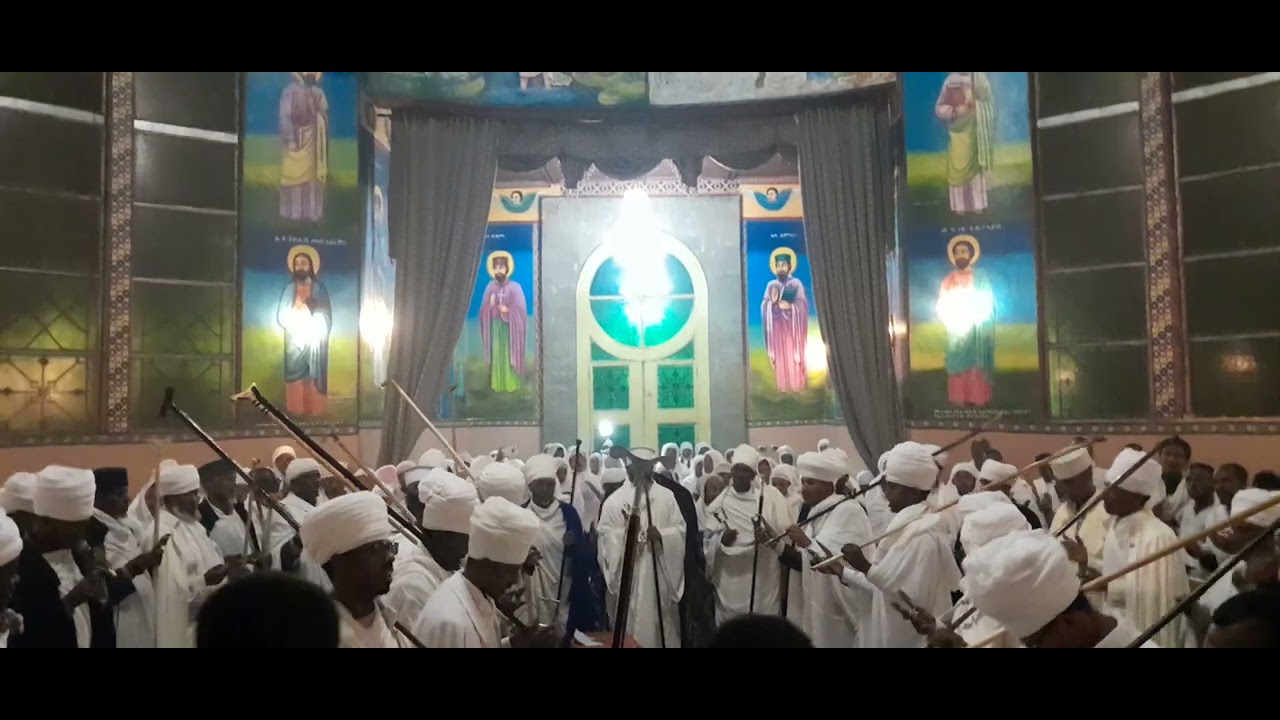 እንኳን አደረሳቹሁ ለብርሃነ ልደቱ።የብራሃናተ ዓለም ጵጥሮስ ወጳውሎስ ሊቃውት