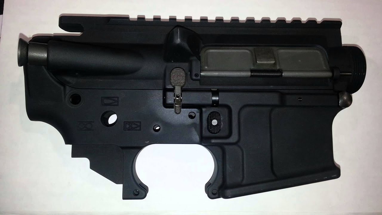 Shot Show 2014  www.TexasGunTrust.com:    LWRC 6.8SPC Long Magwell receiver