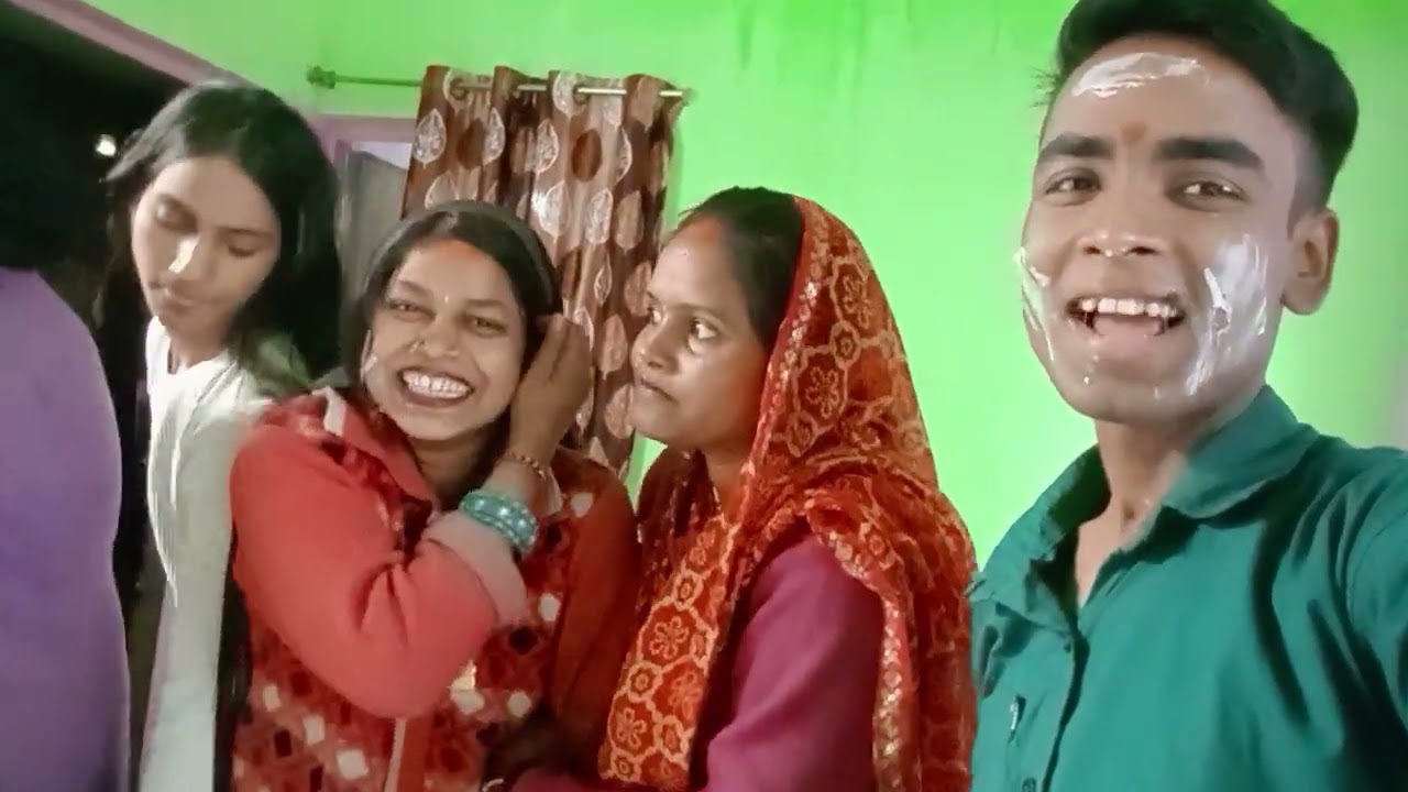 दोस्तो कुसुम  ने ऐसा क्या बोल दिया जो मोनिका भाभी।और खुशबू रानी हंसने लगे पूरा ब्लॉक वीडियो देखे 😂😂😂