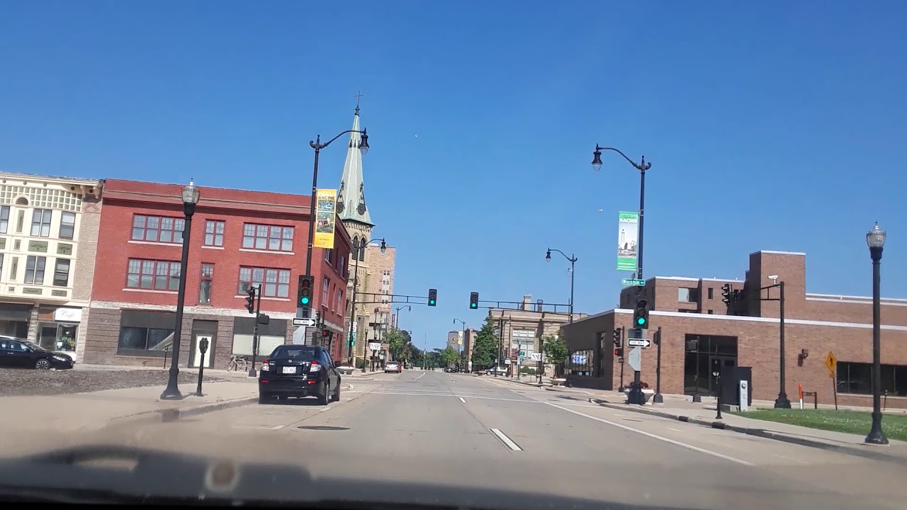 Downtown Racine virtual tour - Main Street Bridge - 6th Street - Rotary Park - BOAT launch