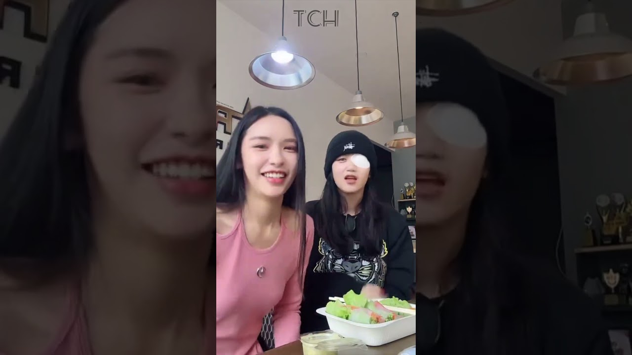 [Eng sub] 231223 Lookkaew Tiktok live ft.Anda&Noon&Praewa