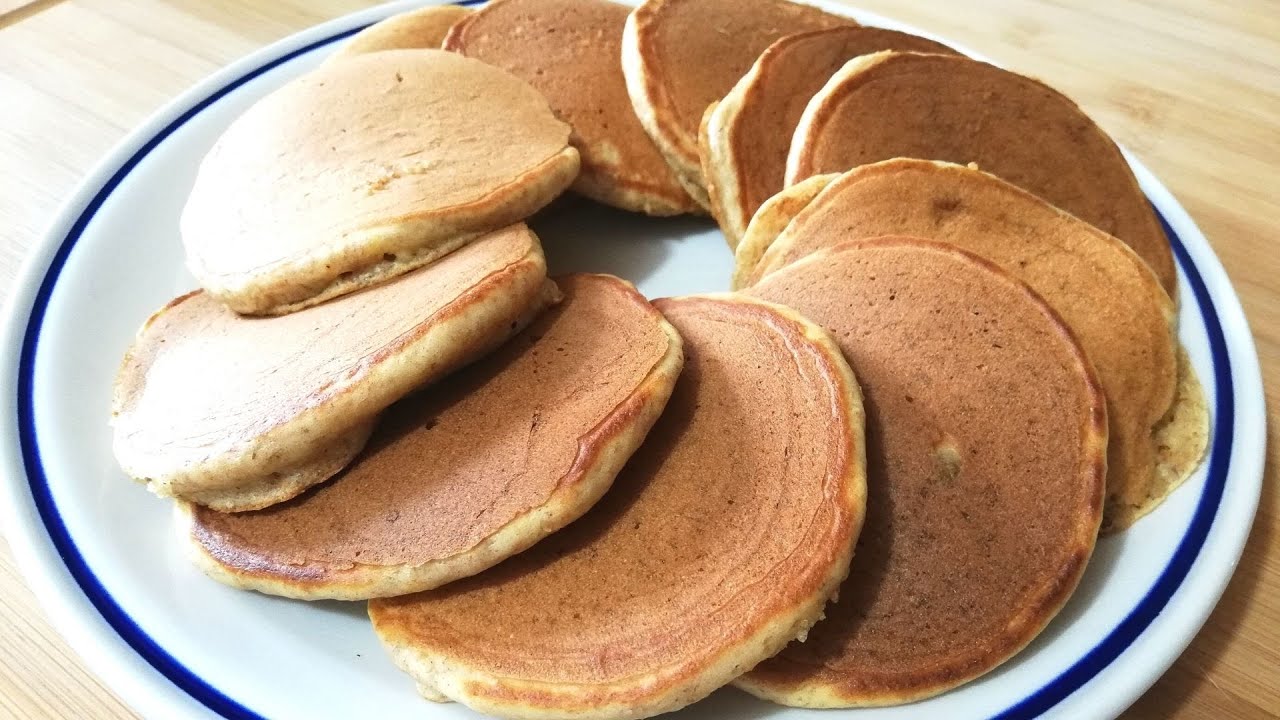 YOGURT PANCAKES INTEGRALI: ricetta facile e veloce, per una colazione SANA