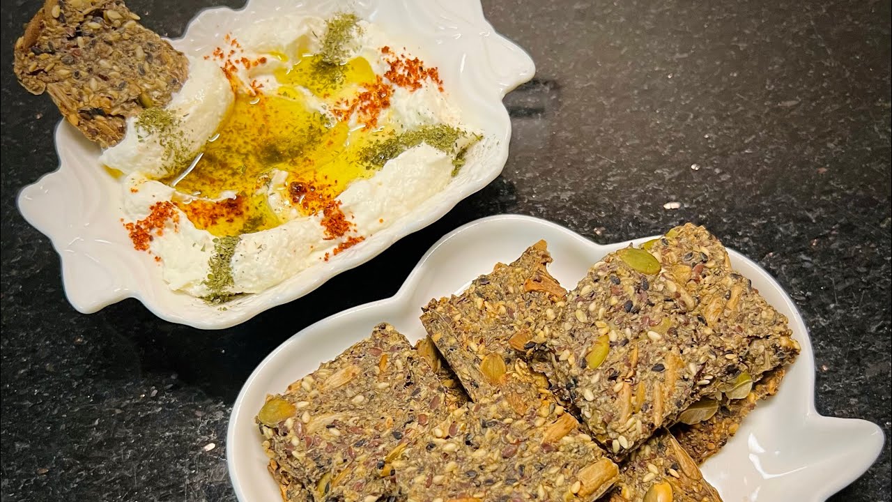 كراكز البذور الصحي مقرمشات البروتين المليئة بالفوائد والألياف