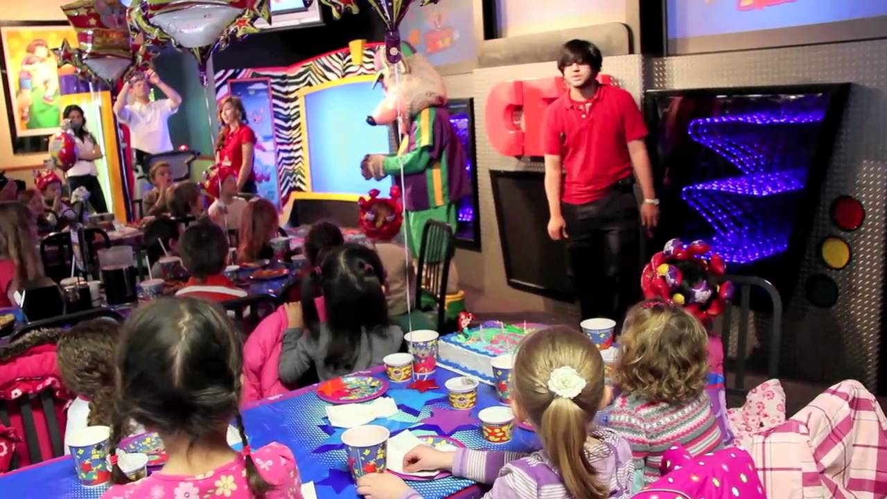 Sarah's 5th Birthday at Chuck E Cheese