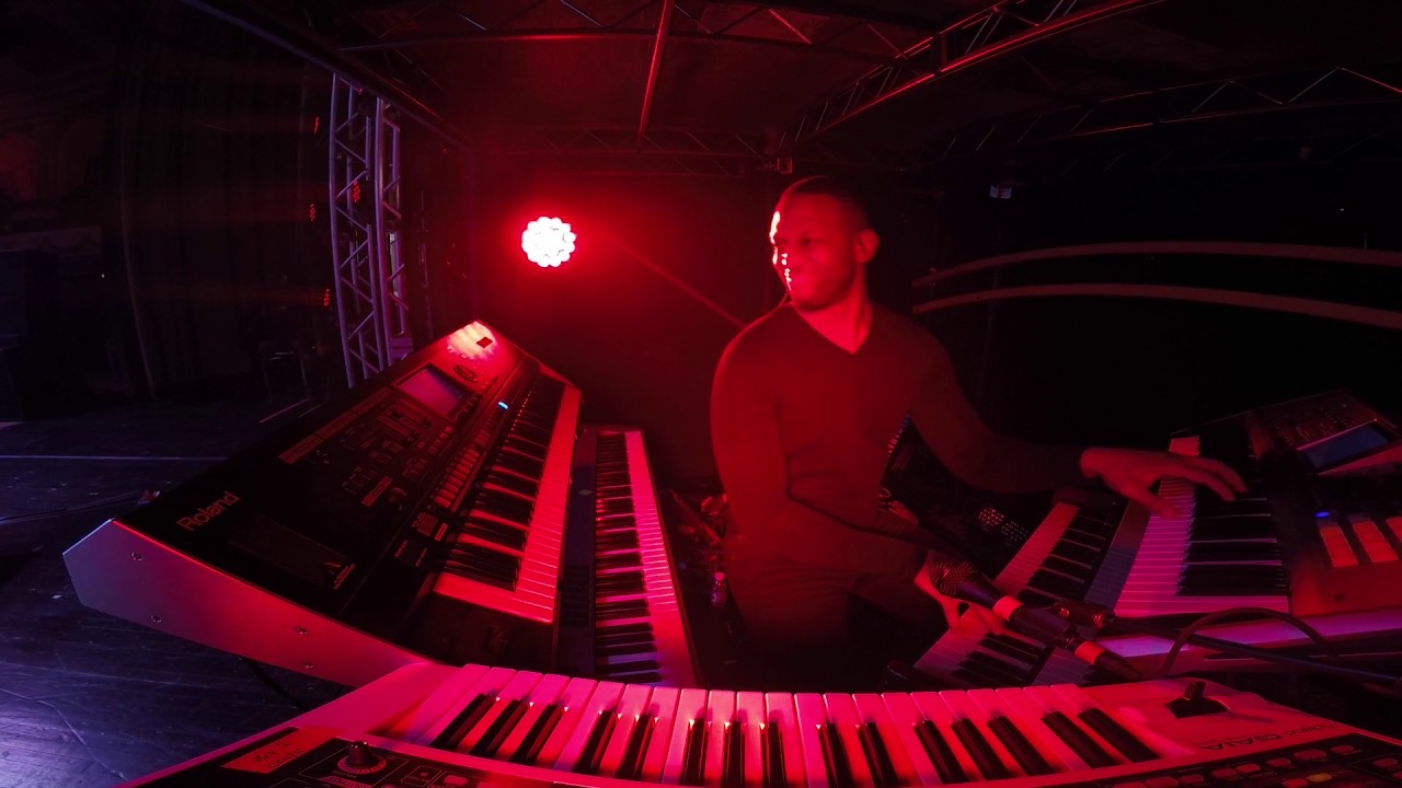 C-Dub on Aux Keys: FOP Tour w/ Fred Hammond