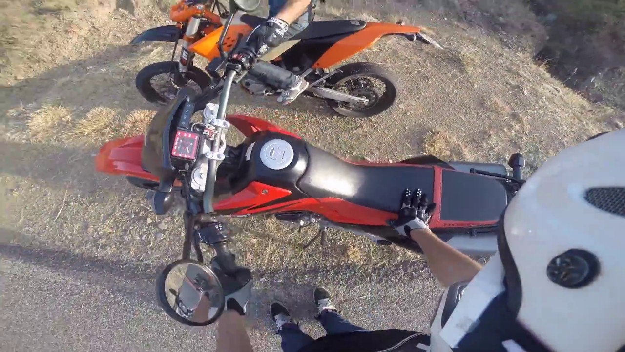 Comparazione HONDA FMX 650 con KTM EXC 530