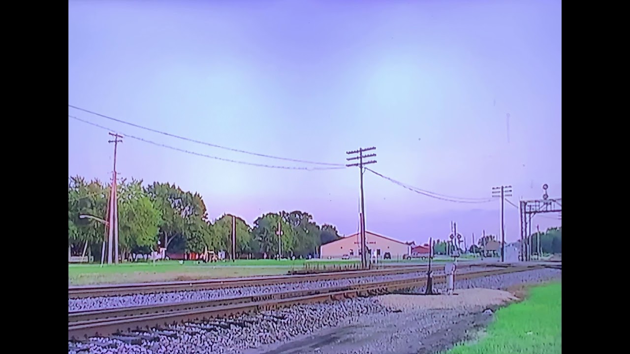 Ex-ATSF SD75M #8241 Hauling Brand New BNSF ES44AC&rsquo;s