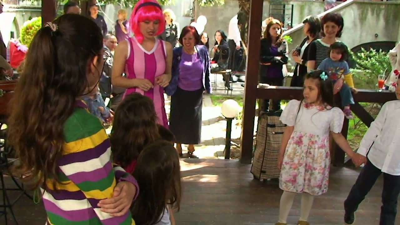 Clip Stefania si Sportacus 2010