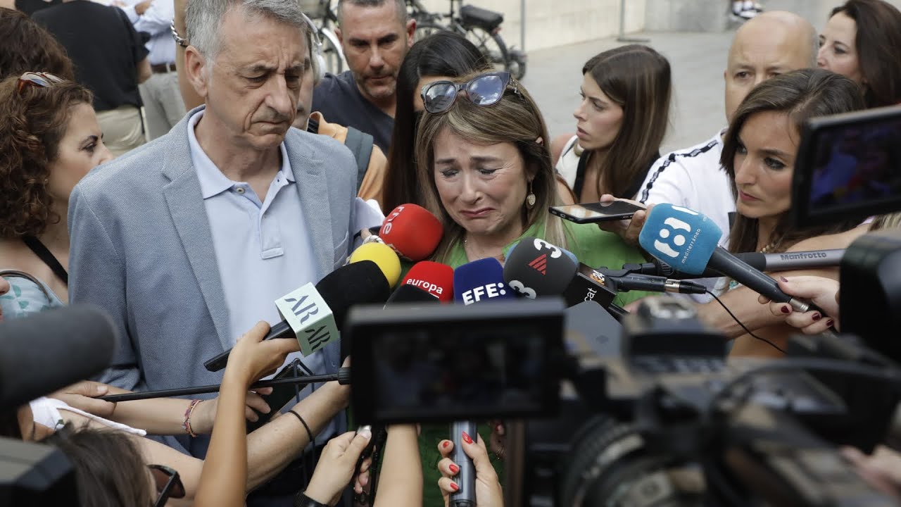 Juicio al asesino de Marta Calvo | Marisol Burón, madre de la víctima, llega a los juzgados