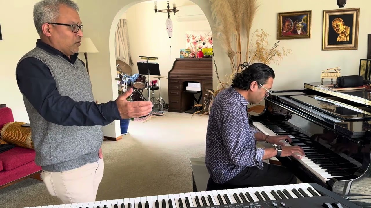 Santa Lucia | Patrick Coelho - vocals and Ben Fernandez - Piano