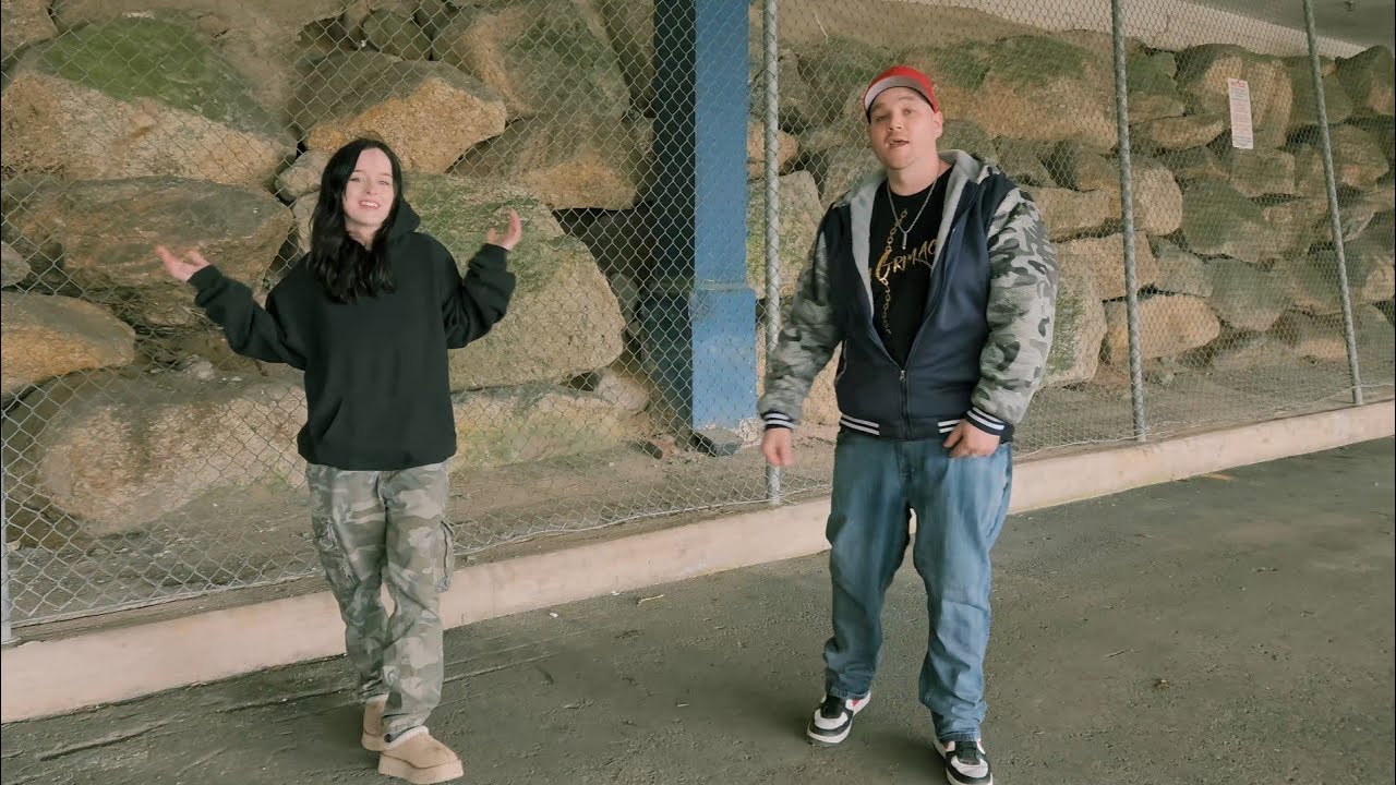 Mini Grimace Feat. Grace Daigle - Pot of Gold (Official Music Video)