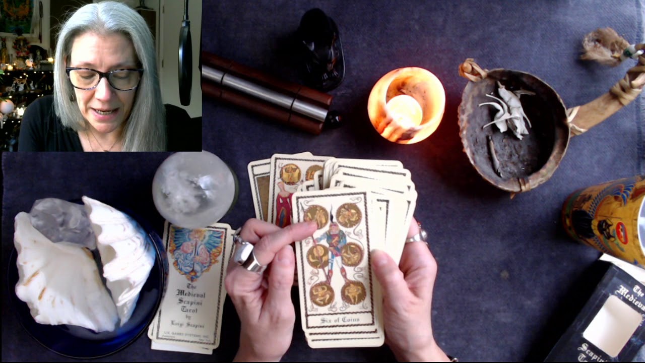 Unboxing the Classics: The Medieval Scapini Tarot