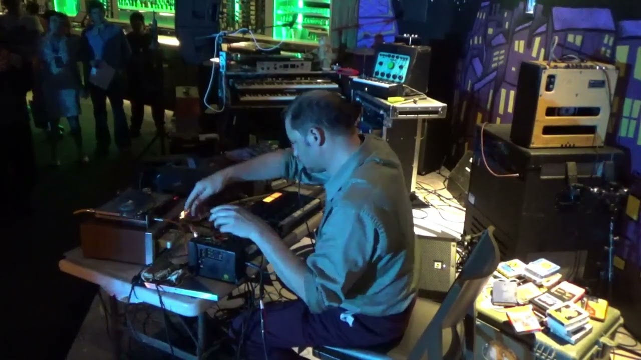 Aaron Dilloway Live at Sun-Ray Cinema 06.25.25