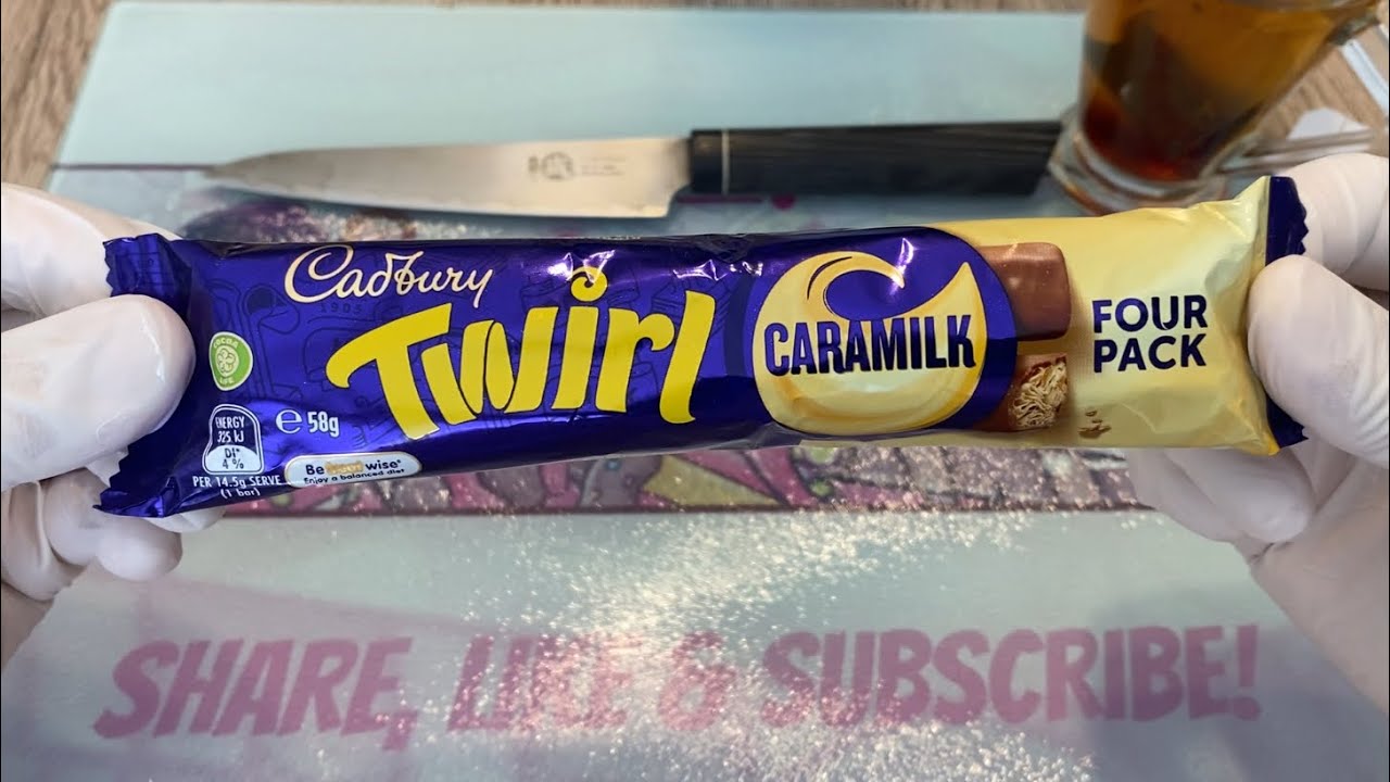 Батончики CADBURY TWIRL CARAMILK