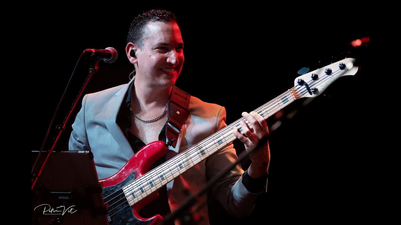 מופע מחווה לסנטנה - Tribute to Santana by Latin Power
