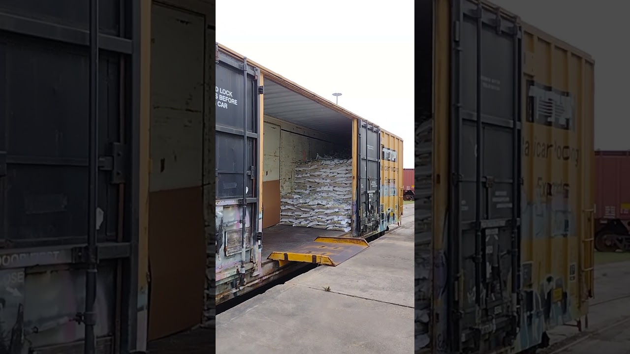 Boxcar being loaded with Pinto beans. WestStar Foods LLC.