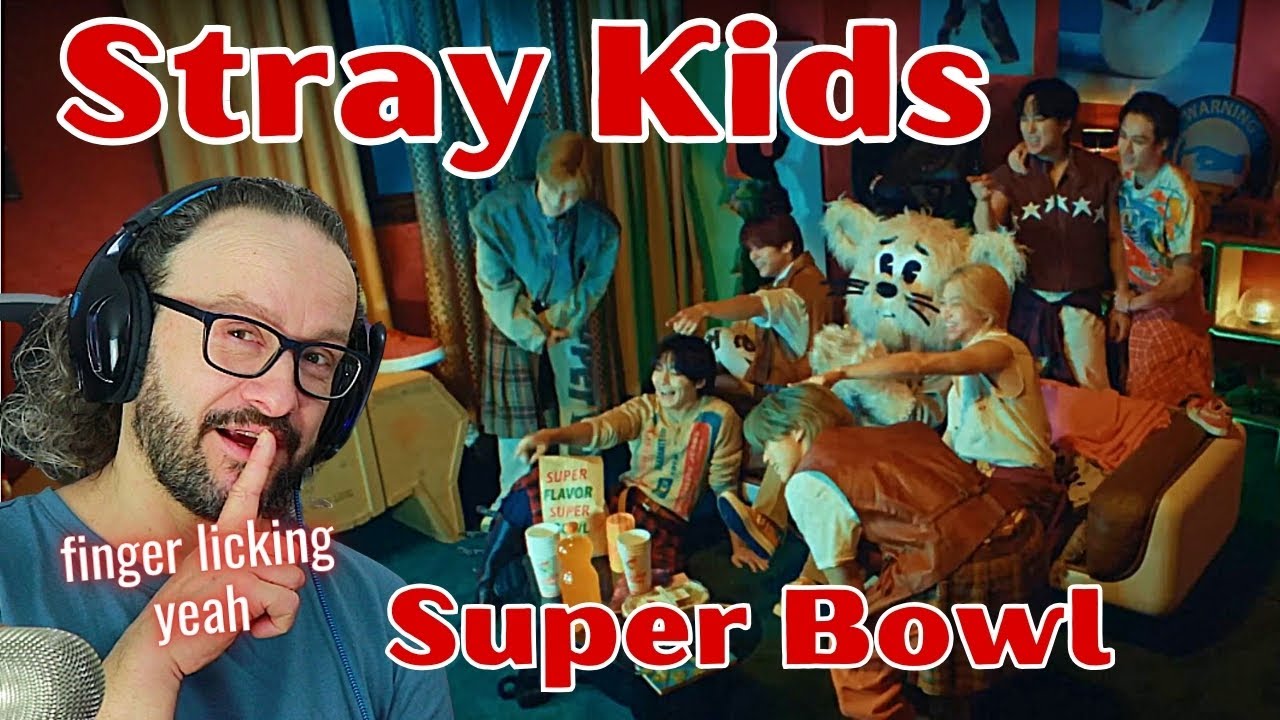 LOVE THIS! Stray Kids - 