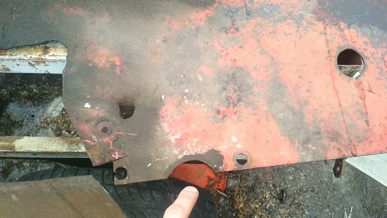 Новый пол и педаль блокировки на Т-25