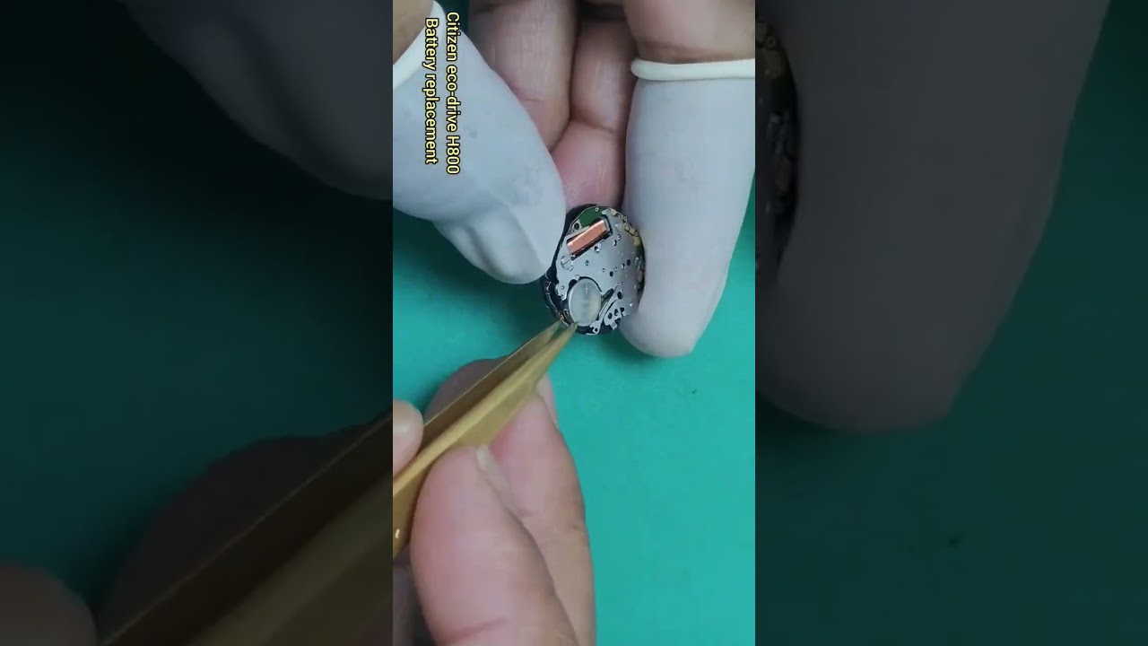 Citizen Eco-drive H800 battery replacement tutorial.