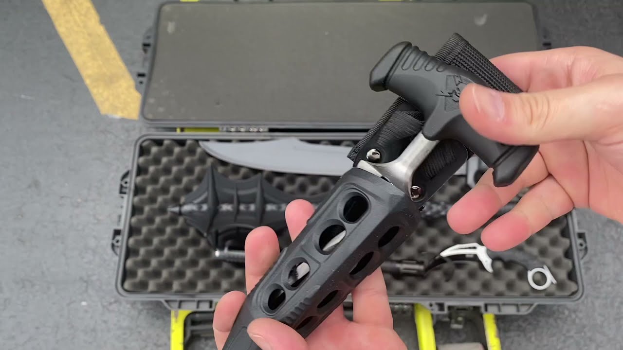 Zombie Apocalypse Self Defense Box (Last Piece is Crazy!)
