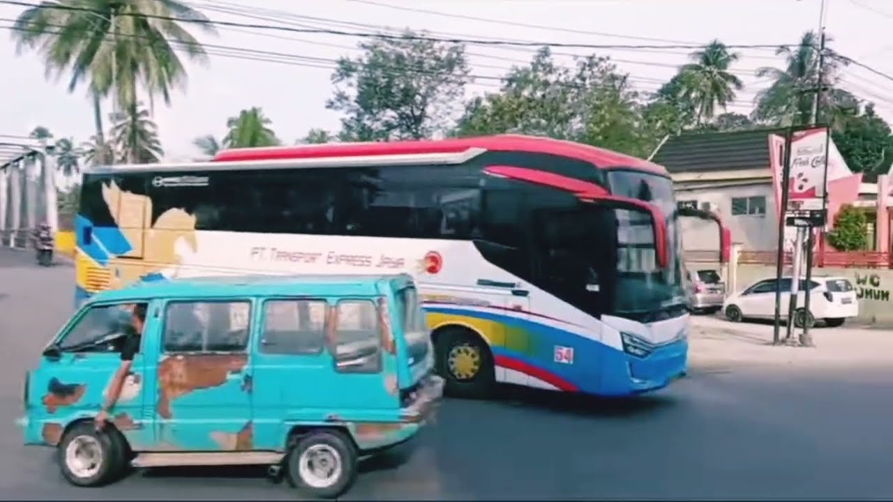 Perjalanan bus Padang Jakarta dengan full musik Minang