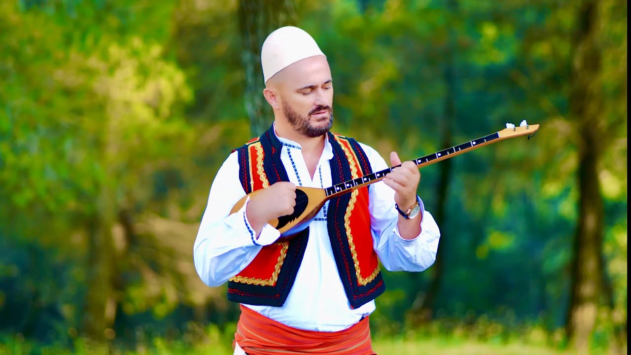 Pavlin Kola-K&euml;ng&euml; p&euml;r Djemt e Kull&euml;s s&euml; Preng Markut