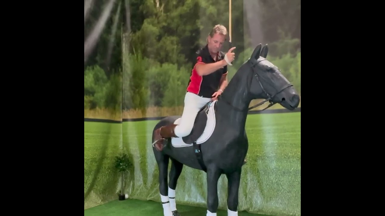 How to hit a nearside forehand !