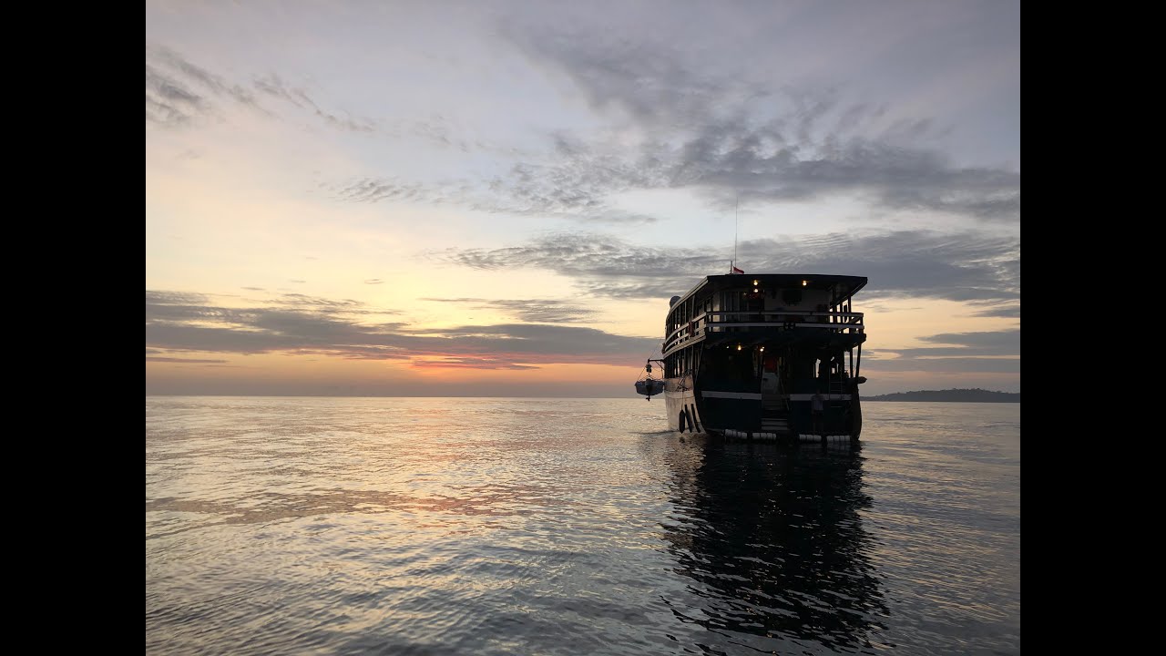 Diving Raja Ampat MV Ambai Sorong to Ambon