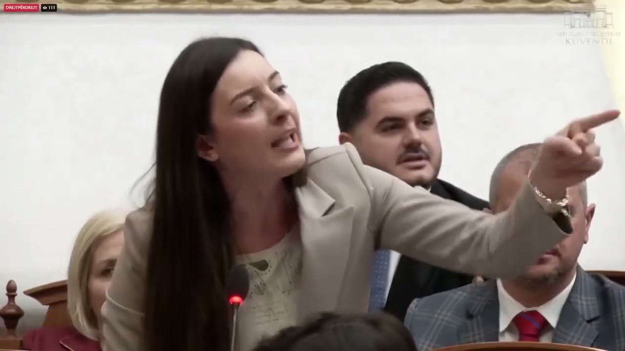 LGBT: Rreziku quhet Zegjine Çaushi/ Aleanca ylberiste kundër deputetes: Denigron Gazmend Bardhin