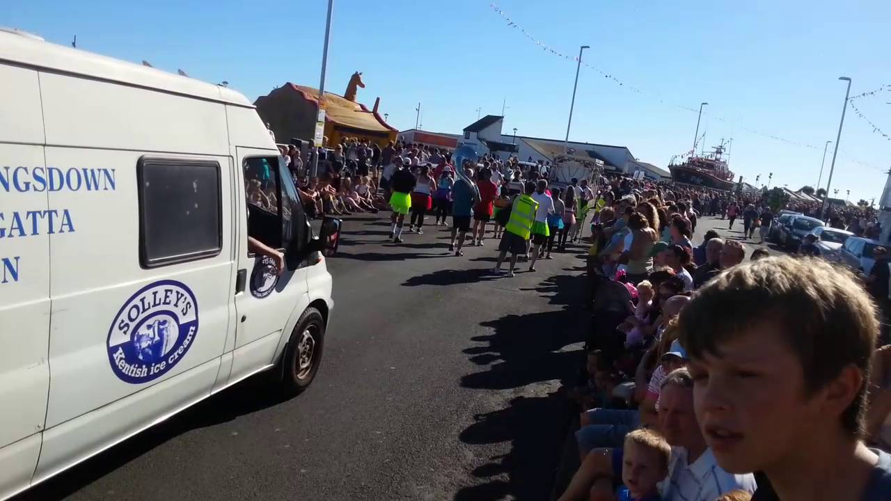 Hastings Old Town Carnival Parade 6th August 2016