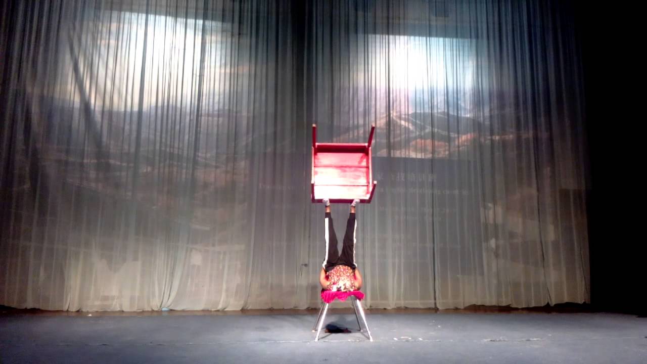 Sofia Foot Juggling Table Act