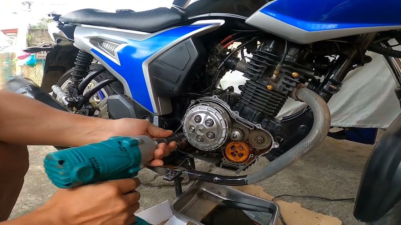 YAMAHA SZ150 MVr1 slipper clutch installation. #yamaharevsyourheart