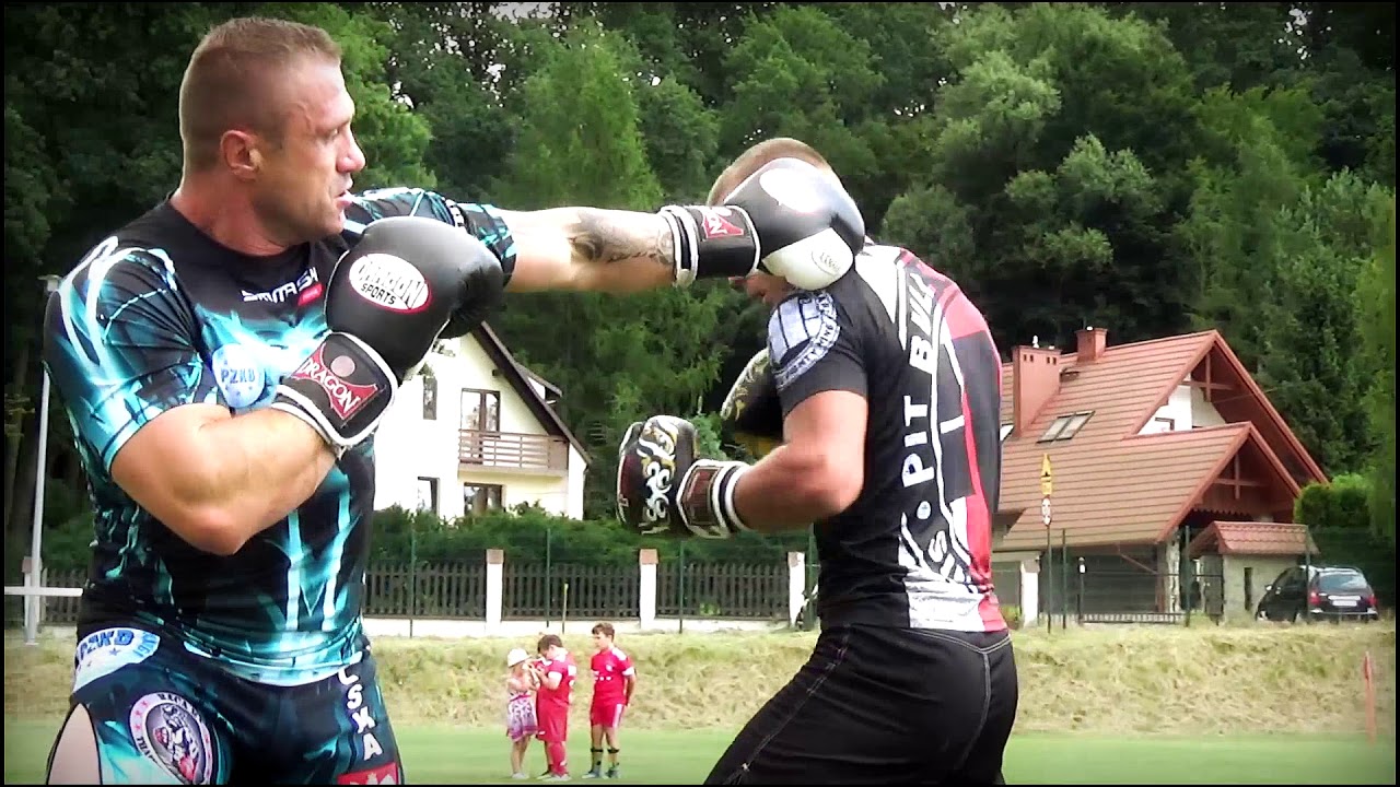 Rafał 'Baca' Szaflarski - Mistrz Świata w kickboxingu na Turnieju POMOC DLA Sylwii i Szymonka