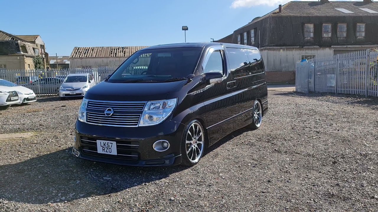 Dec 2007 Mk3 Nissan Elgrand Highway Star for sale in London UK