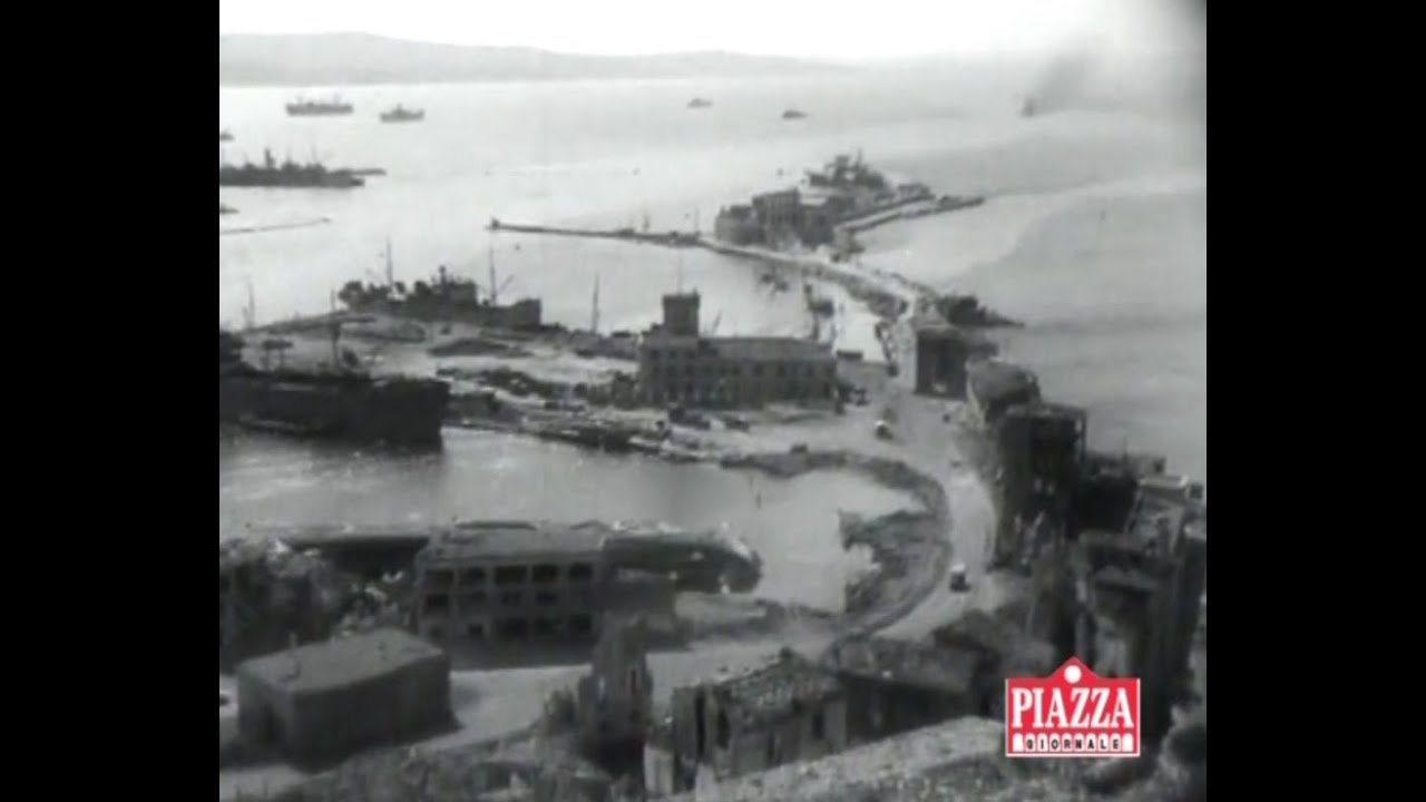 Ancona liberata: luglio 1944 scene del porto semidistrutto.