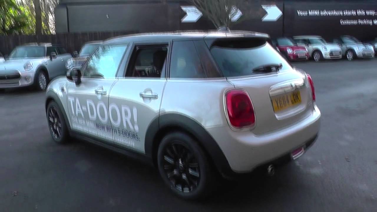 MINI HATCHBACK 1.5 Cooper 5dr [Chili Pack] U4620
