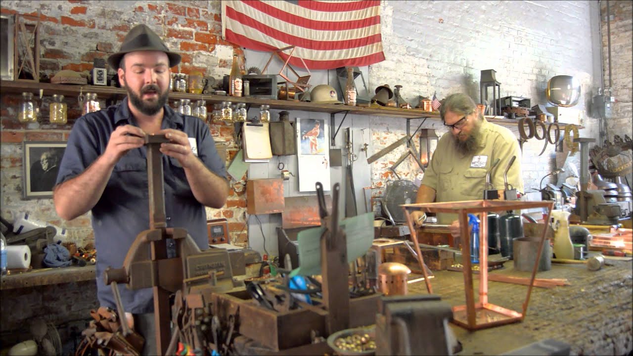 BEVOLO Gas & Electric Lights