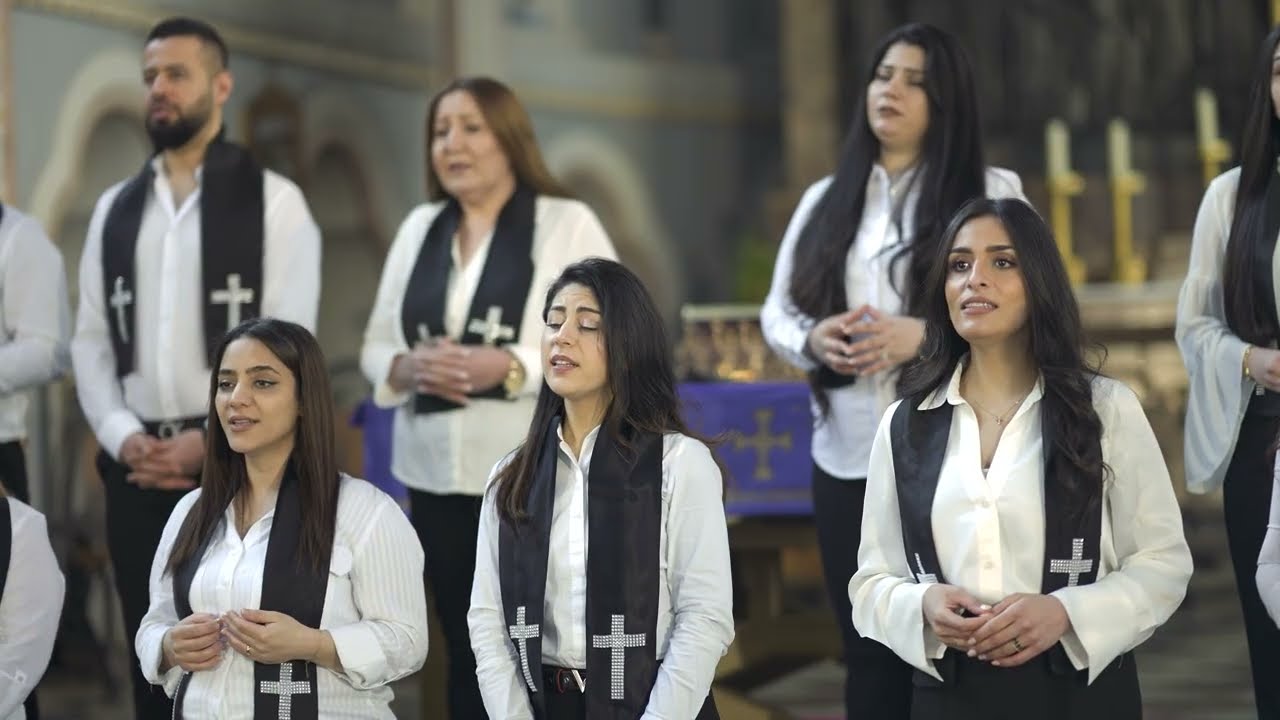 ترتيلة يا يسوع أني انحني جوقة سيدة السلام