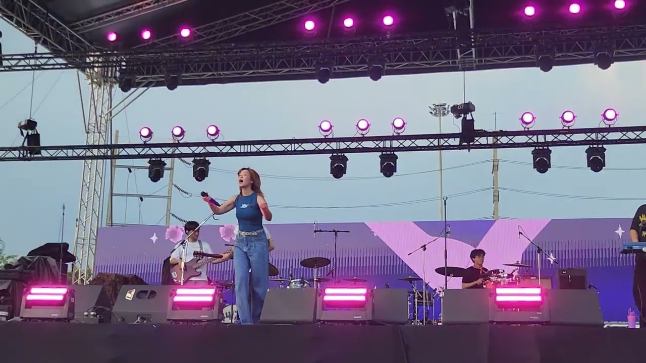 mi ami? - TELEx TELEXs @CAT EXPO 11