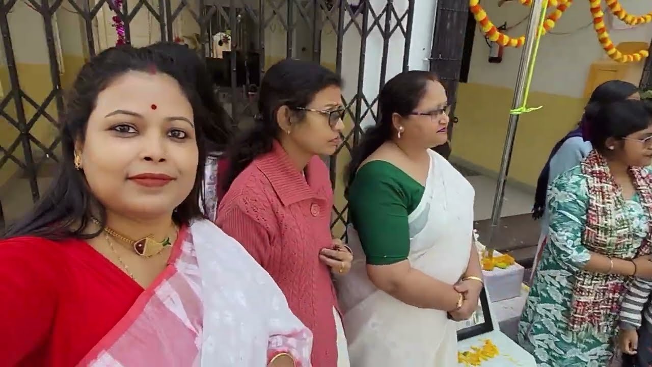 এত শরীর খারাপ নিয়েও পৌঁছে গেলাম বিশেষ অকেশনে। 