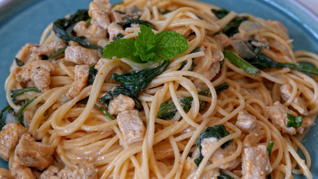Why Everyone Is Asking Me For This Zesty Chicken Spaghetti Recipe...