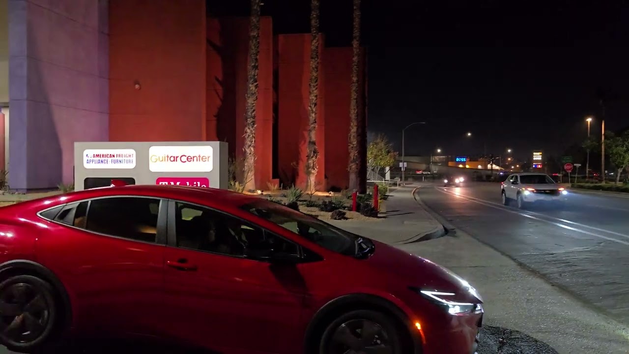 RETAIL APOCALYPSE 2025!