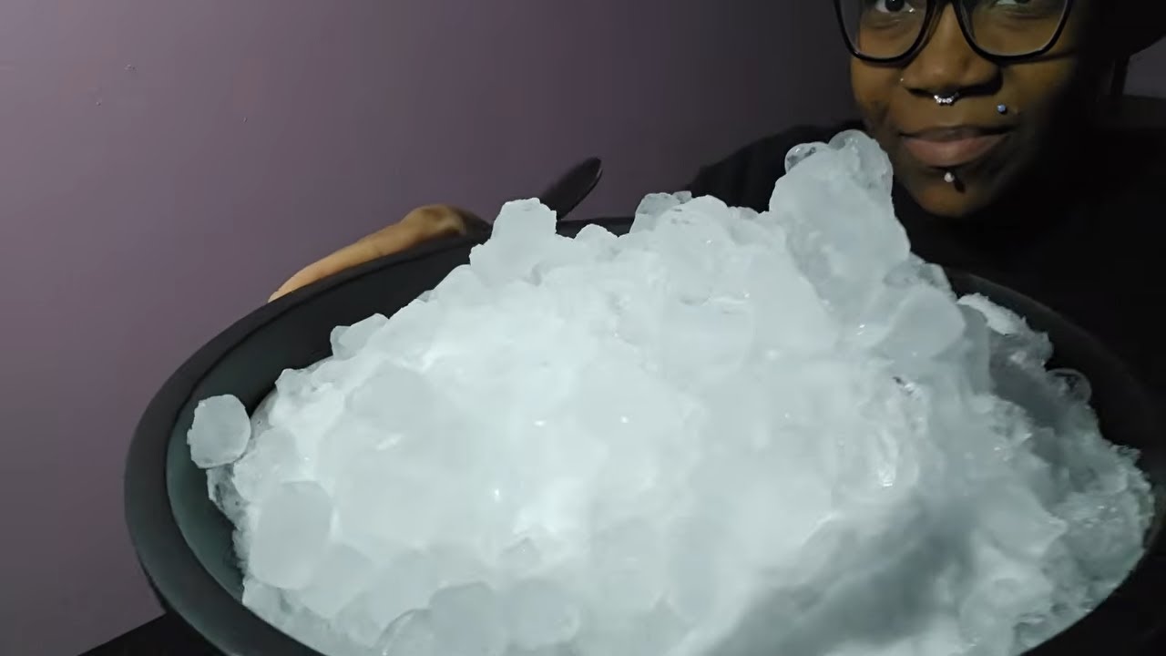 #wcw BIG CRUNCHY MIXED FROST BOWL | CHICKFILA ICE | ZAXBYS ICE | TUBE ICE | SONIC ICE #asmr #mukbang