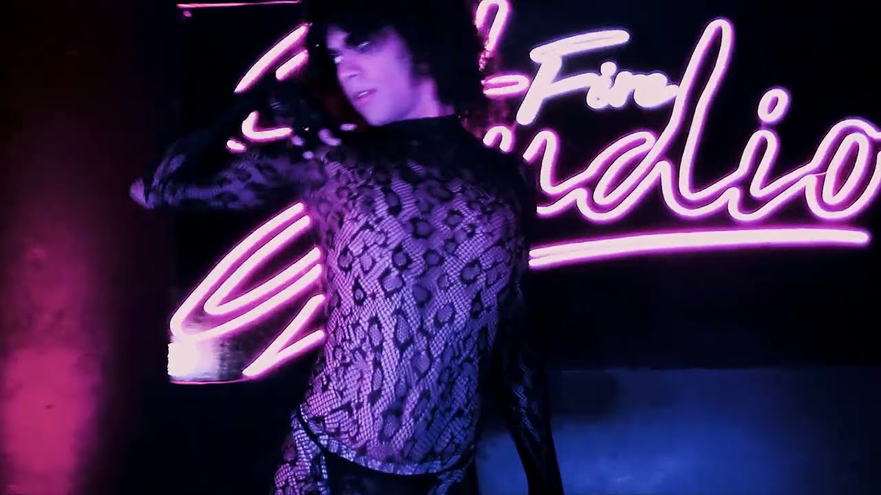 Nicollita - ''Bandida entrenada'' Karol G