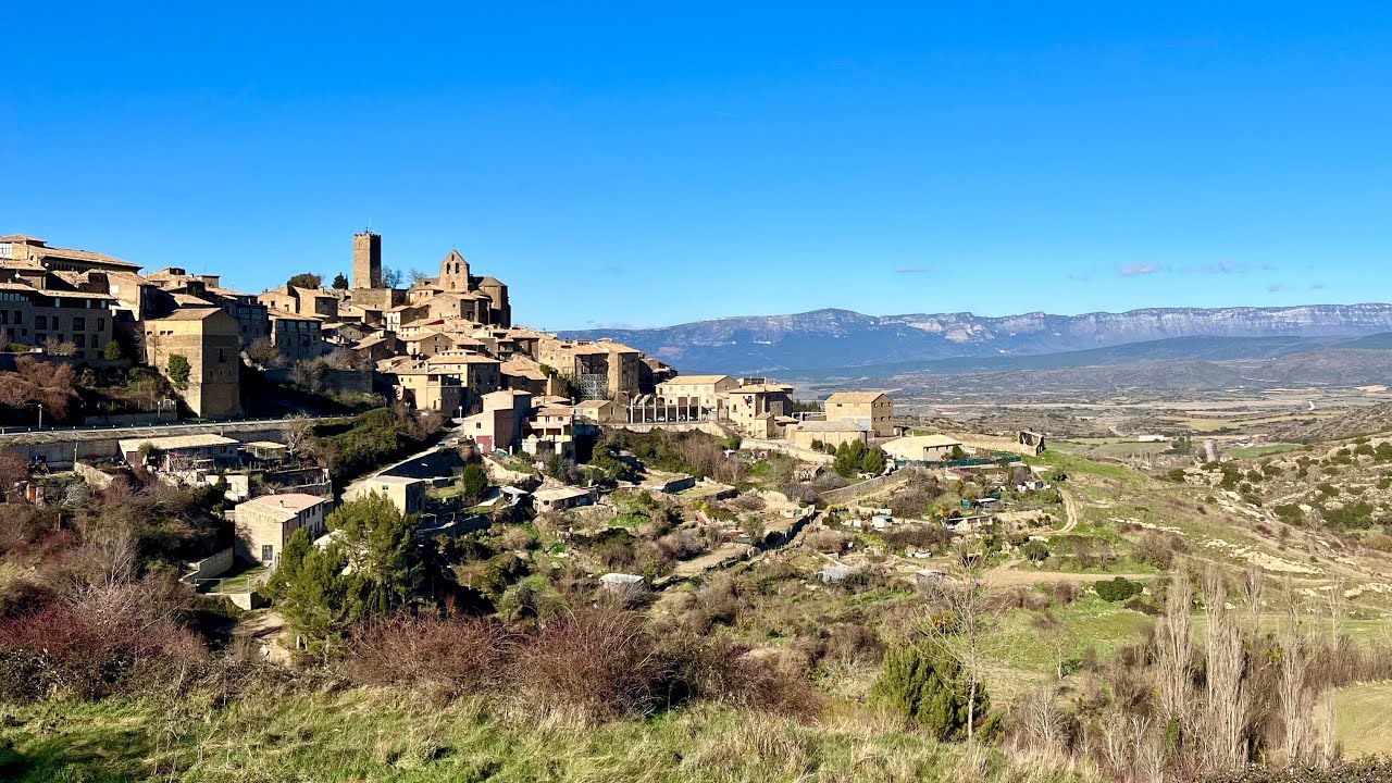 IMPRESIONANTE PUEBLO MEDIEVAL EN ESPAÑA DONDE NACIÓ EL REY CATÓLICO | Olmeda explora 1x43