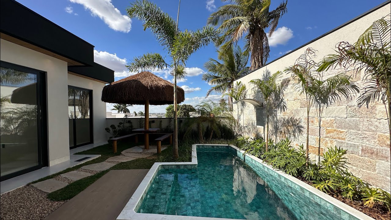 CASA ARNIQUEIRAS 3 QUARTOS 250 MT CAPA DE REVISTA EM &Oacute;TIMA LOCALIZA&Ccedil;&Atilde;O R$ 1.100.000