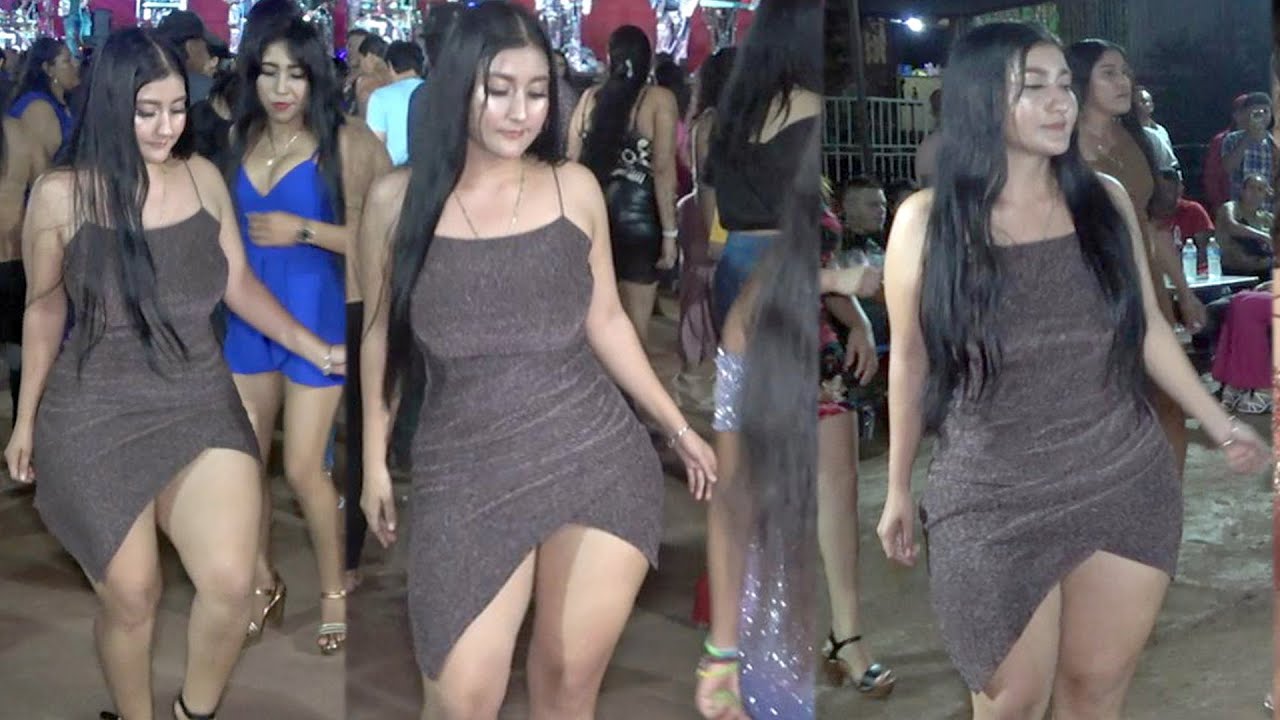 UNA VEZ MAS NOS DELEITA CON SU MANERA DE BAILAR ESTA HERMOSA Y ESCULTURAL CHICA ROBANDO SUSPIROS UFF